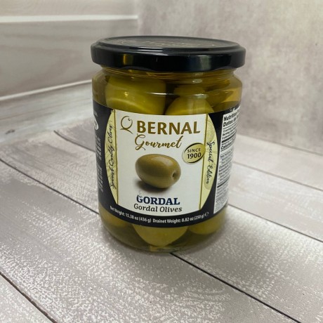 Цілі оливки гіганти Bernal 250 g